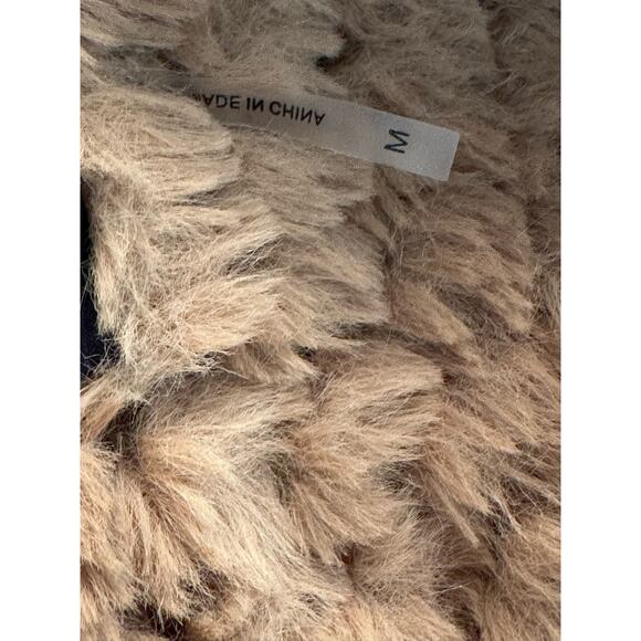 Dolce CABO Tan Open Front Textured Faux Fur Vest- Cardigan - Camel - Size Medium - Picture 8 of 8